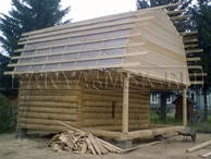 Сруб бани из бревна, строительство 2016 год, фото 4